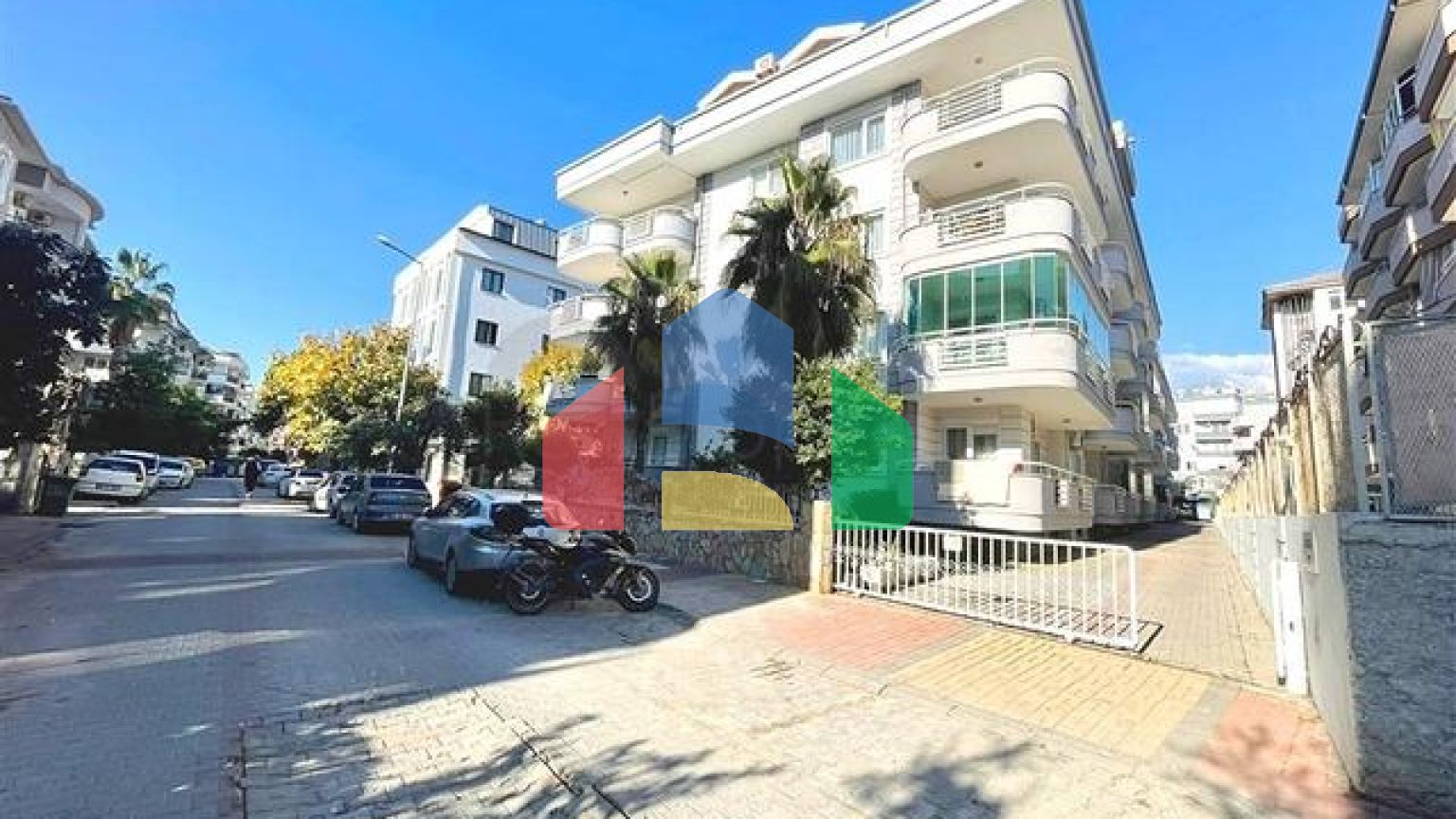 Пентхаус 3 + 1 в районі Оба