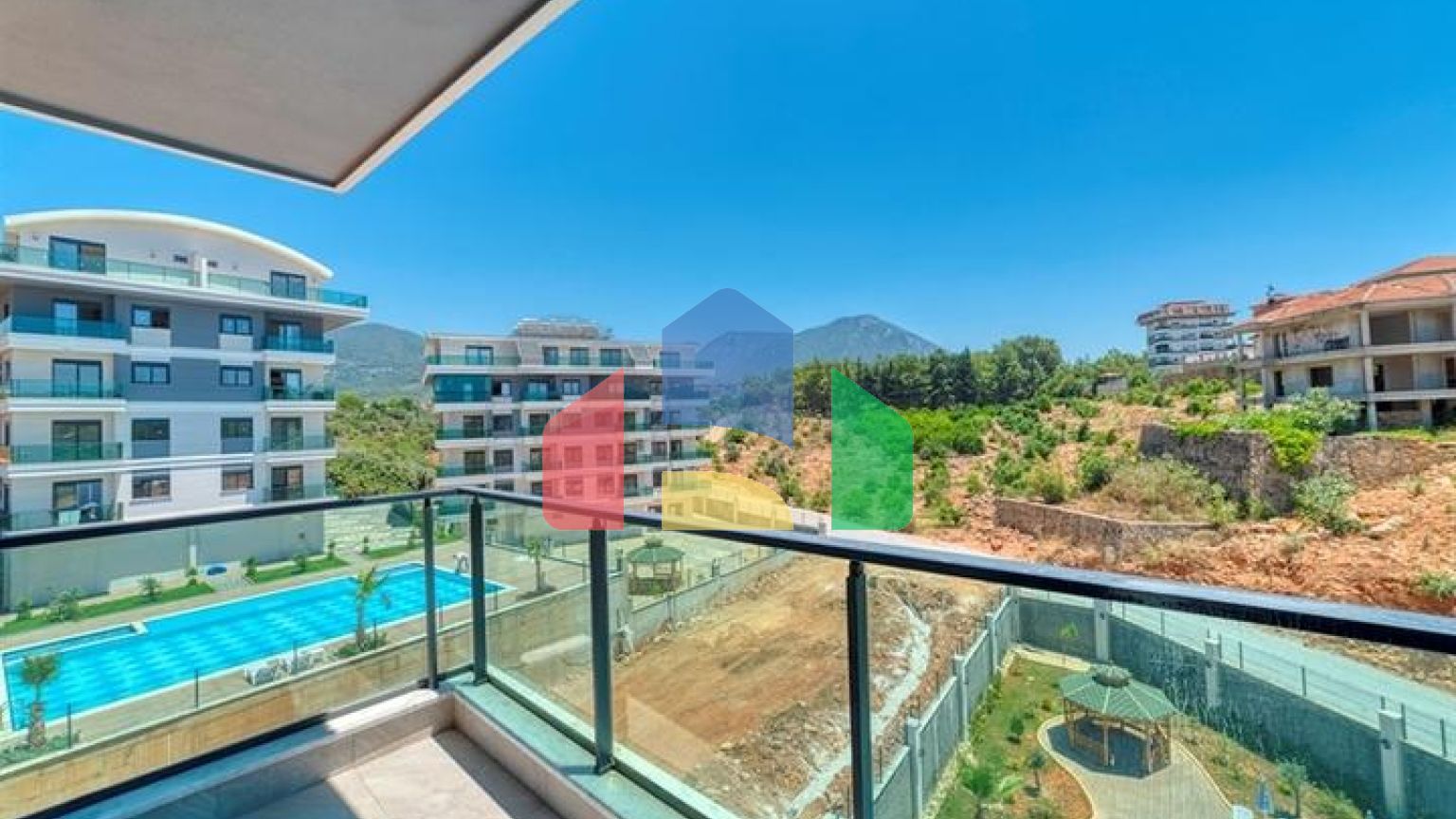 Пентхаус 2+1 в новом комплексе в районе Алании Оба