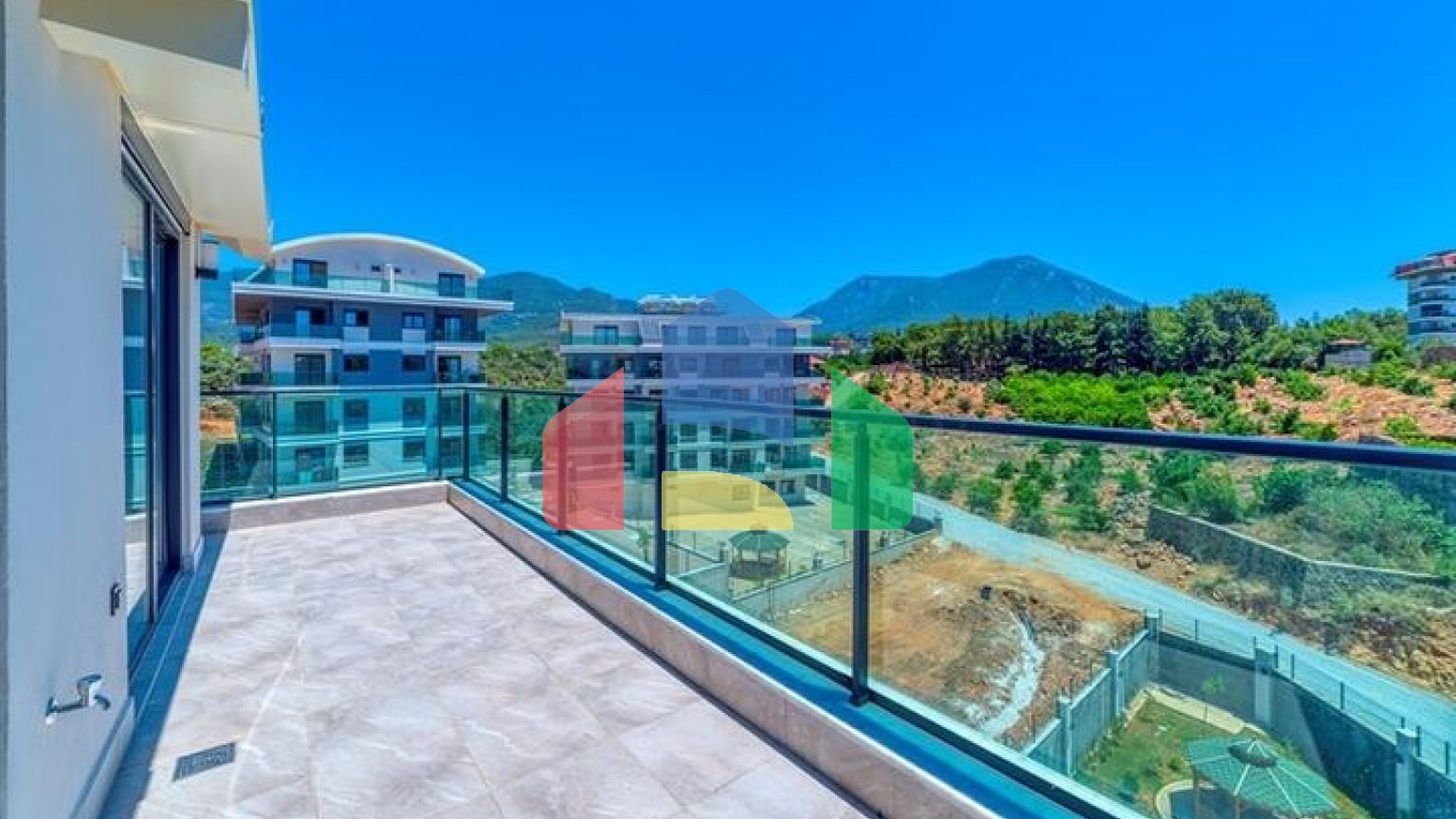 Пентхаус 2+1 в новом комплексе в районе Алании Оба