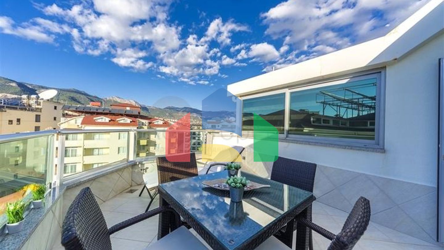 Апартаменти 4+1 Для отримання турецького громадянства в районі Оба