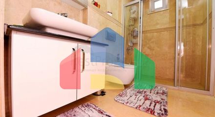 Просторий пентхаус плануванням 4+1 в районі Оба
