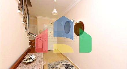 Просторий пентхаус плануванням 4+1 в районі Оба