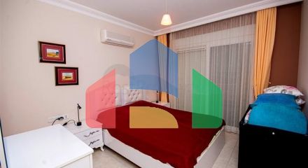 Мебльований пентхаус 4+1 в районі Оба