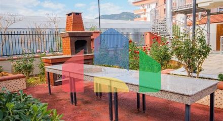 Мебльований пентхаус 4+1 в районі Оба