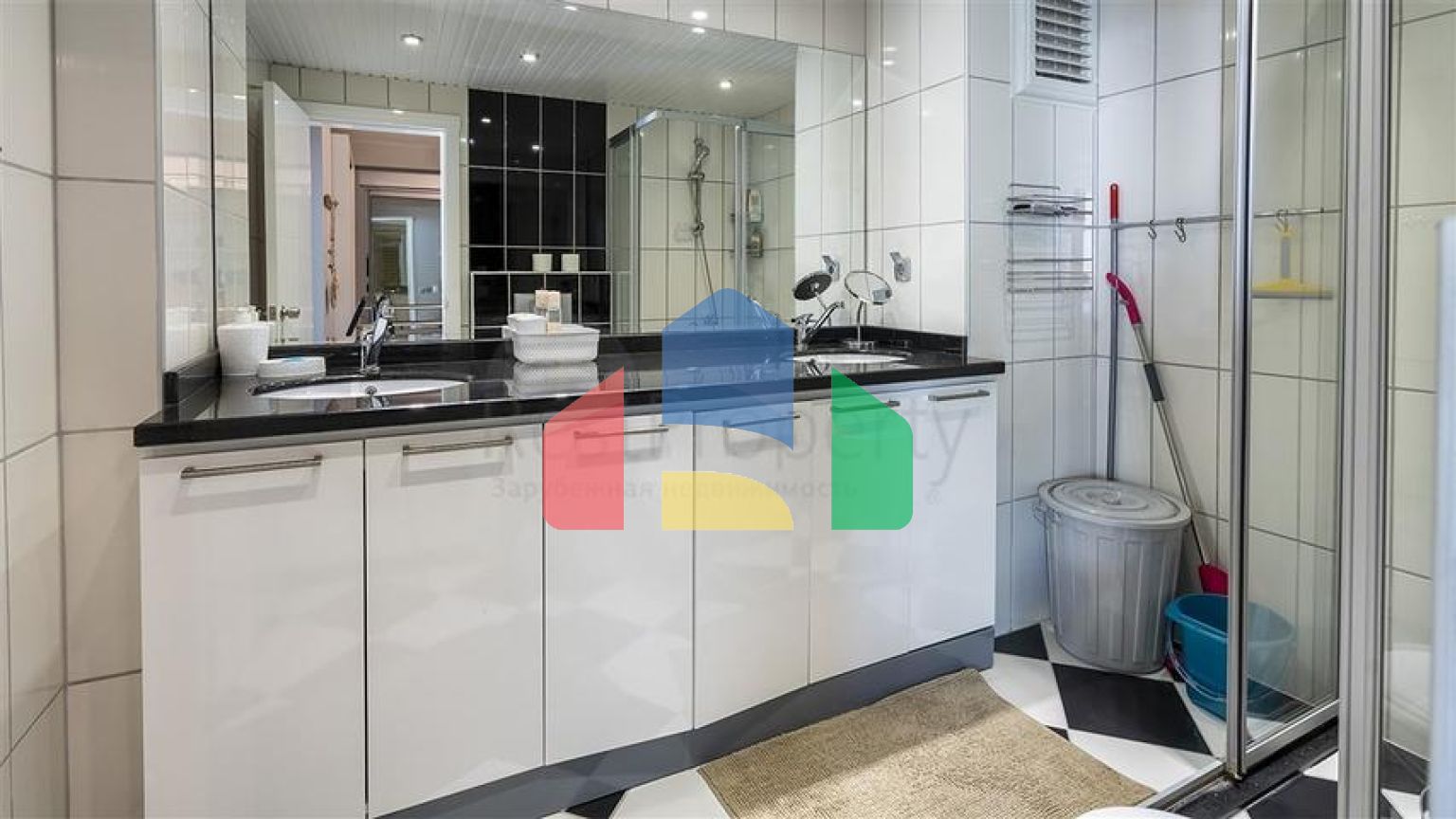 Квартира 4 + 1 на першій лінії з можливістю отримання громадянства