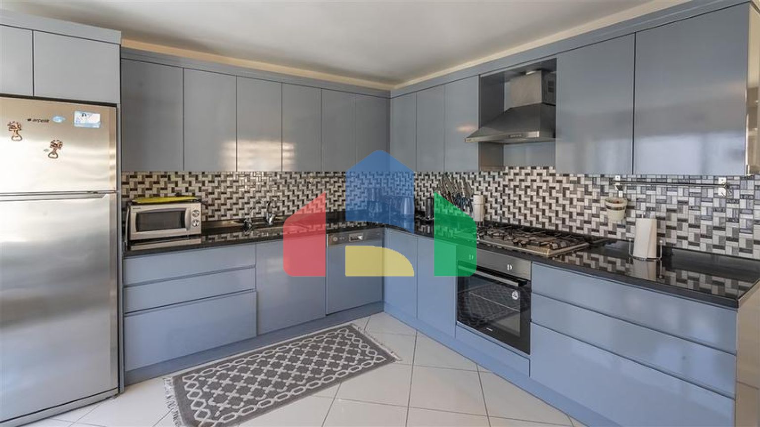 Квартира 4 + 1 на першій лінії з можливістю отримання громадянства