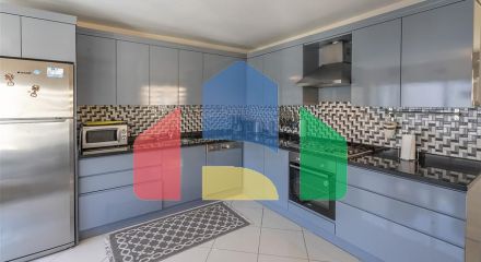 Квартира 4 + 1 на першій лінії з можливістю отримання громадянства