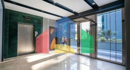 Бизнес-центр в развивающемся районе Оба