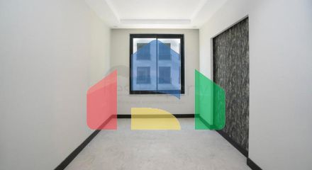 Бизнес-центр в развивающемся районе Оба