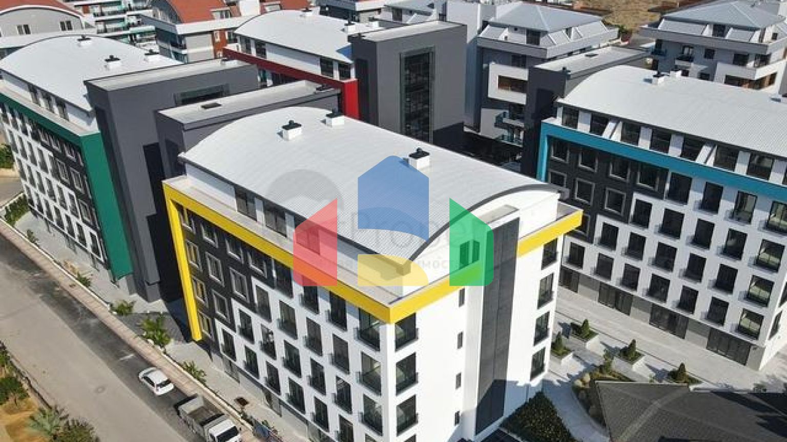 Бизнес-центр в развивающемся районе Оба