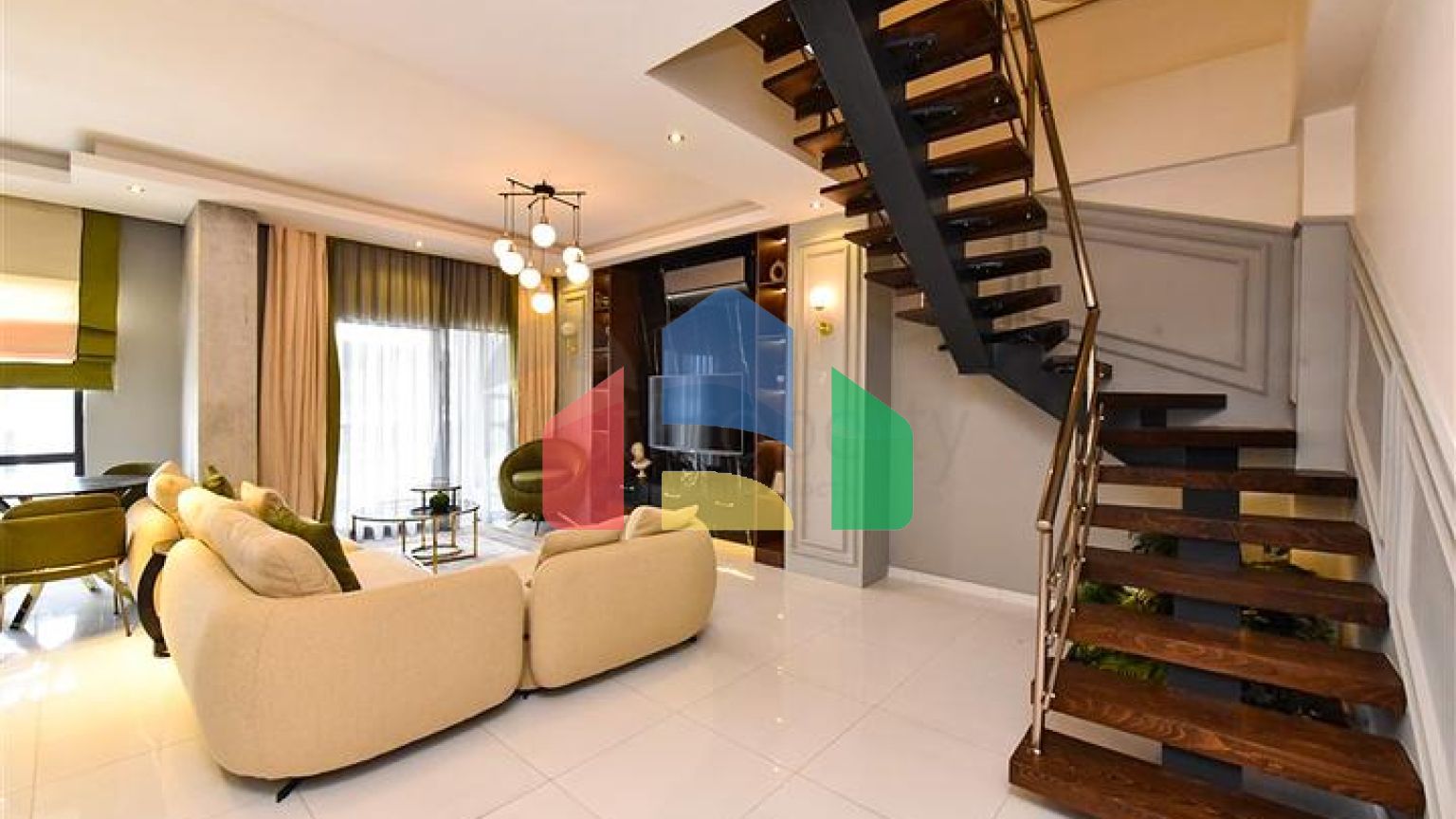 Меблированный пентхаус в европейском районе Оба