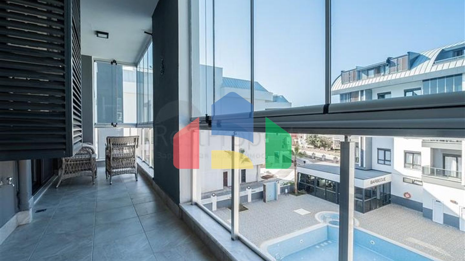 Апартаменти плануванням 2 + 1 в районі Оба