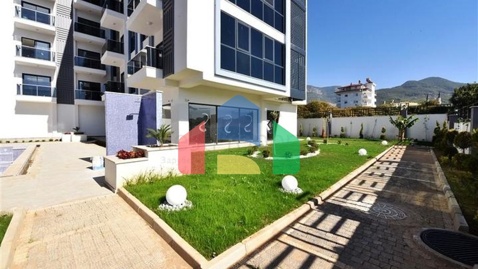 Новая квартира в районе Оба в комплексе с инфраструктурой