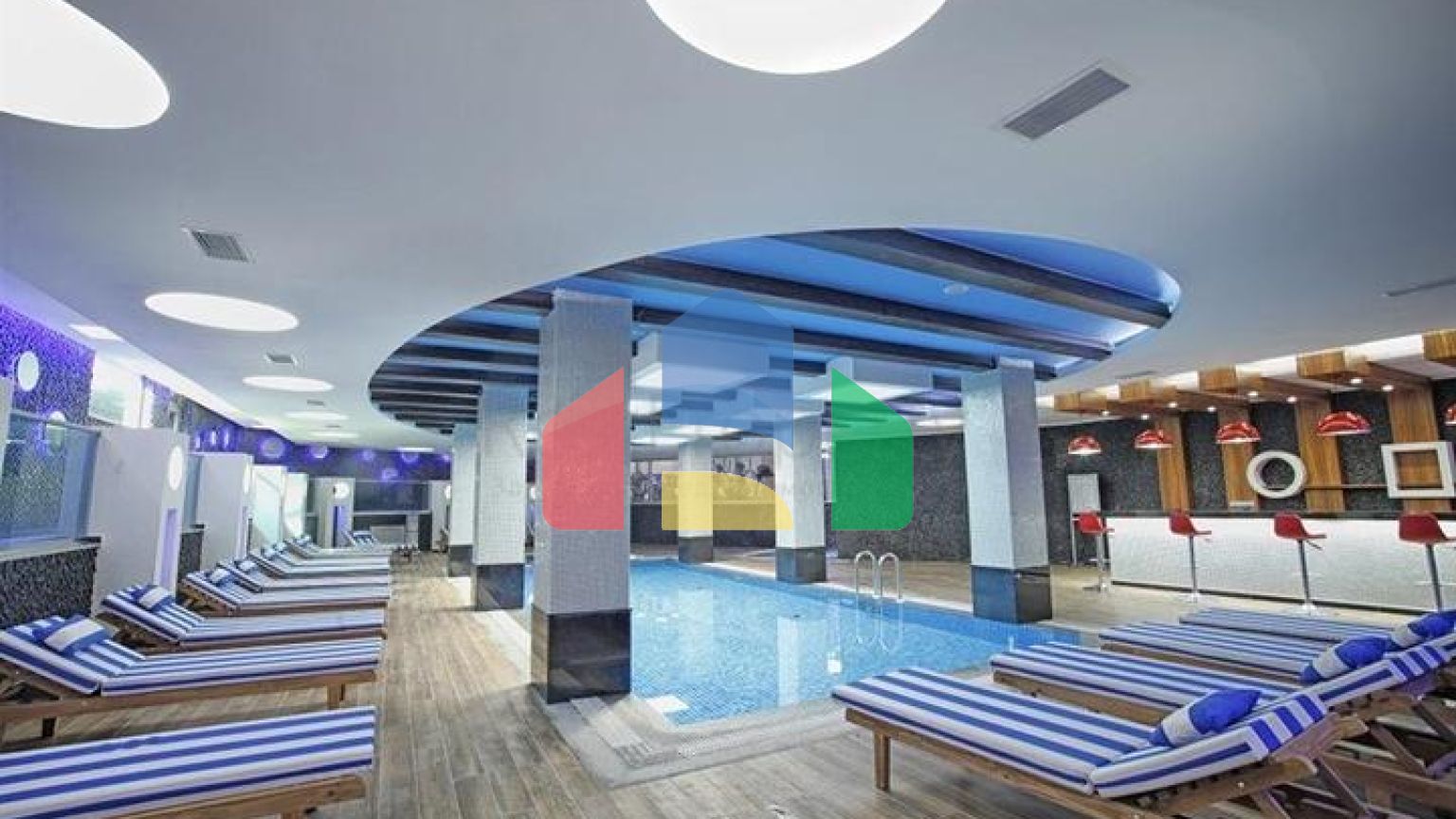 Шикарний пентхаус 3 + 2 в районі Оба