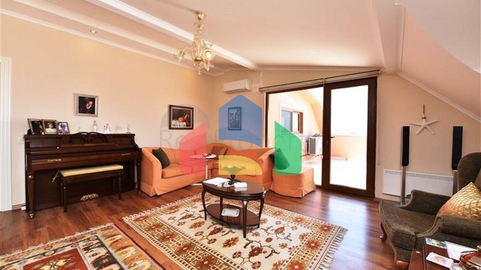 Пентхаус 5+1 в районе Оба в 600 м от моря