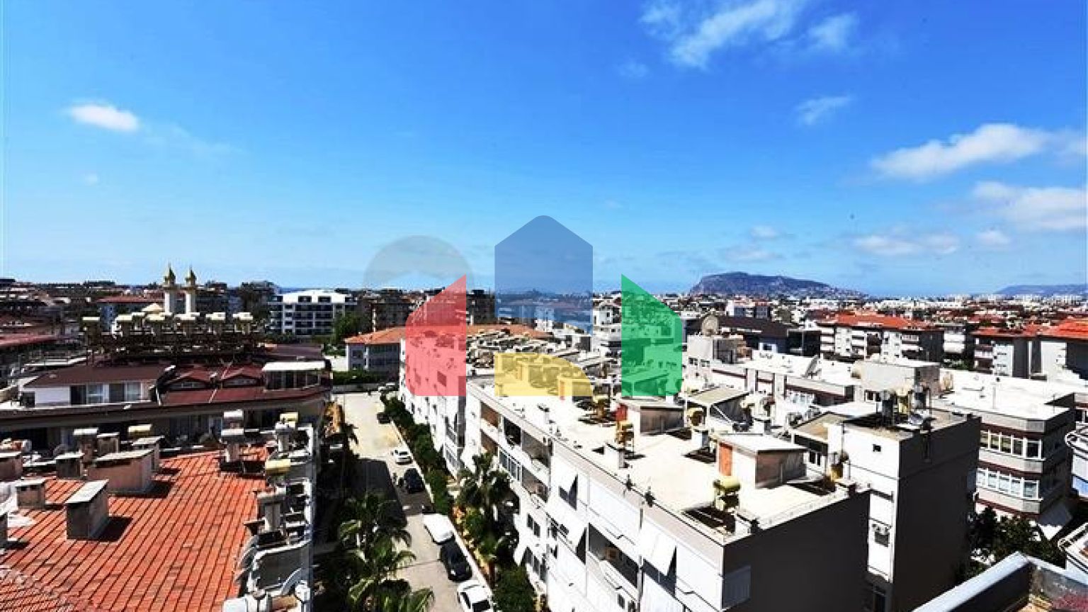 Пентхаус 5+1 в районе Оба в 600 м от моря