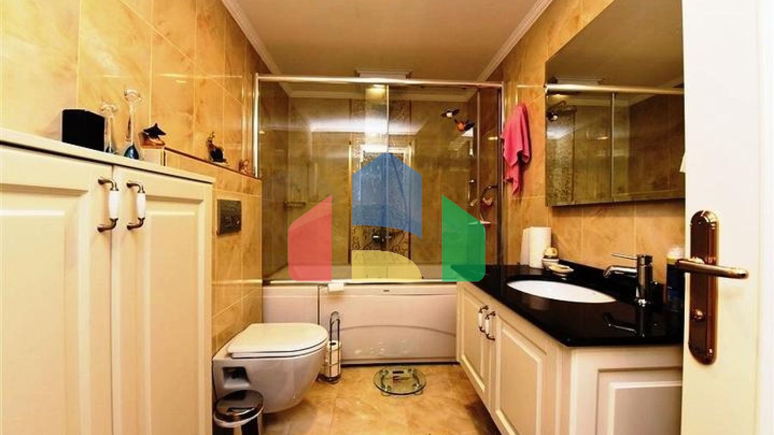 Пентхаус 5+1 в районе Оба в 600 м от моря