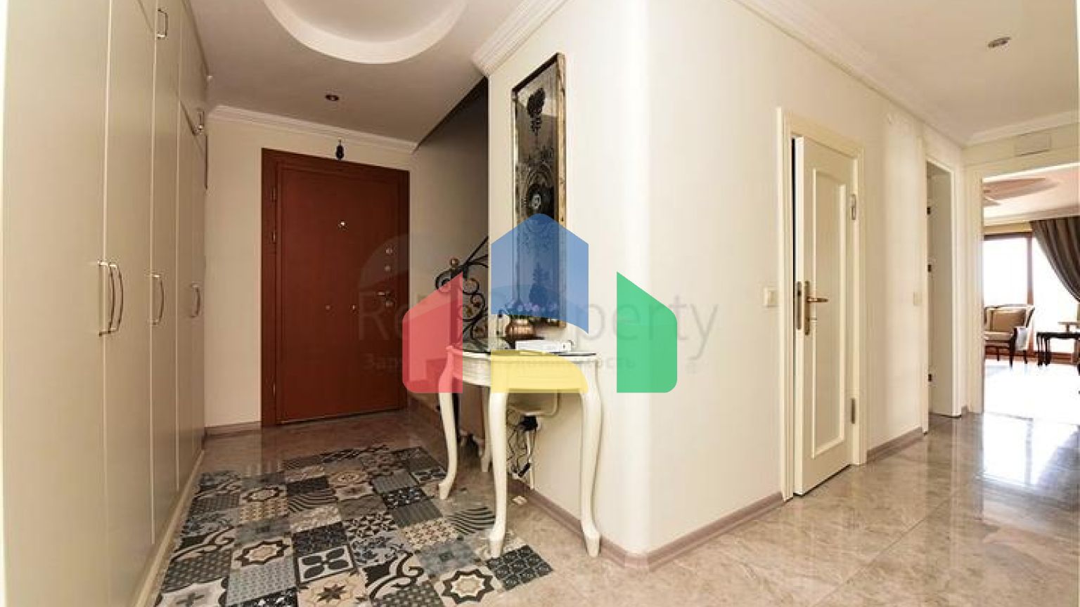 Пентхаус 5+1 в районе Оба в 600 м от моря