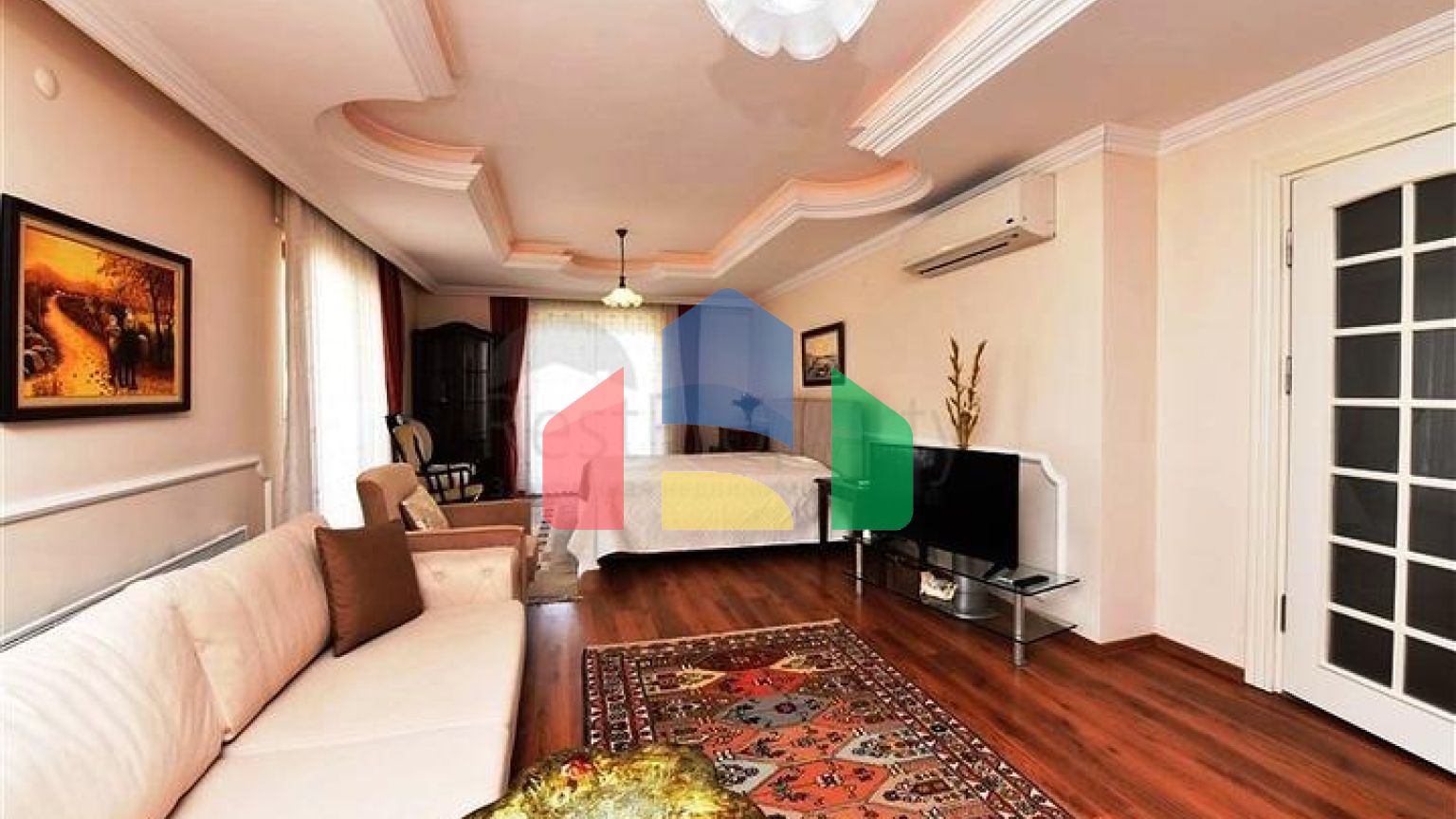 Пентхаус 5+1 в районе Оба в 600 м от моря