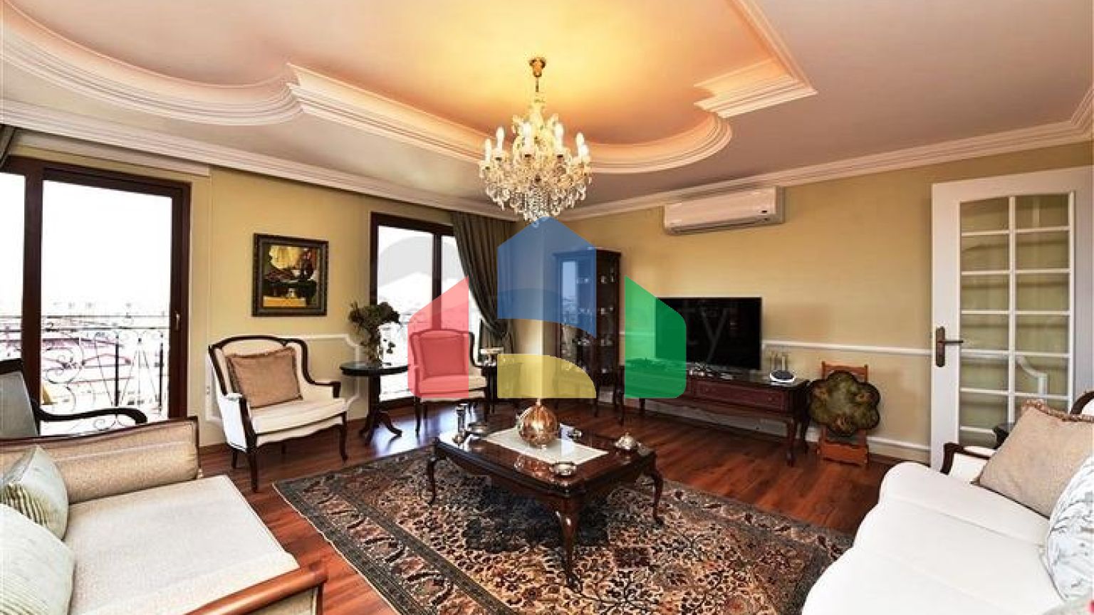 Пентхаус 5+1 в районе Оба в 600 м от моря