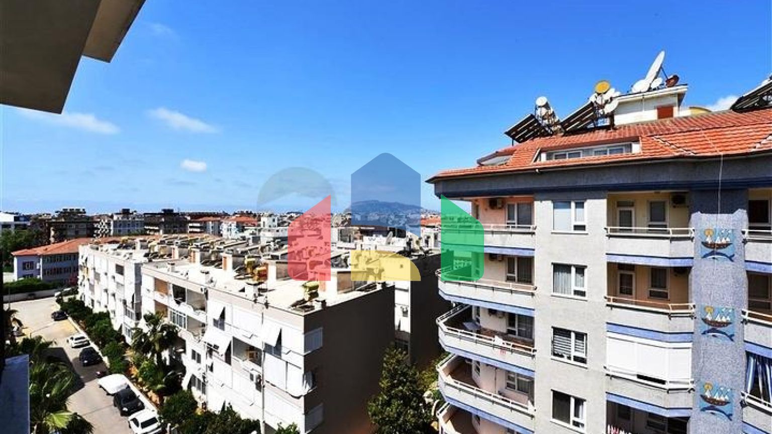 Пентхаус 5+1 в районе Оба в 600 м от моря