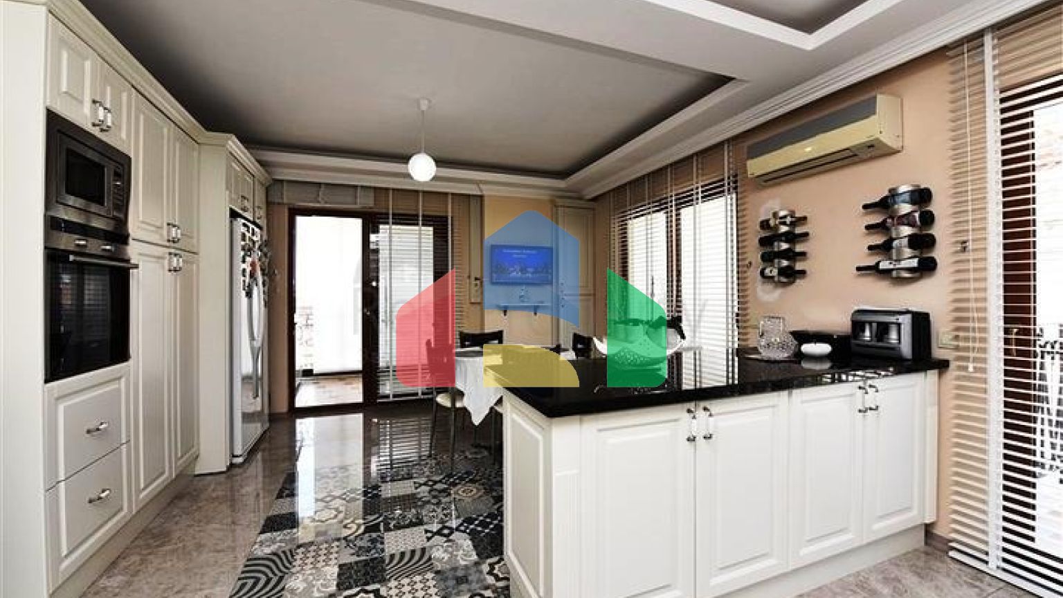 Пентхаус 5+1 в районе Оба в 600 м от моря