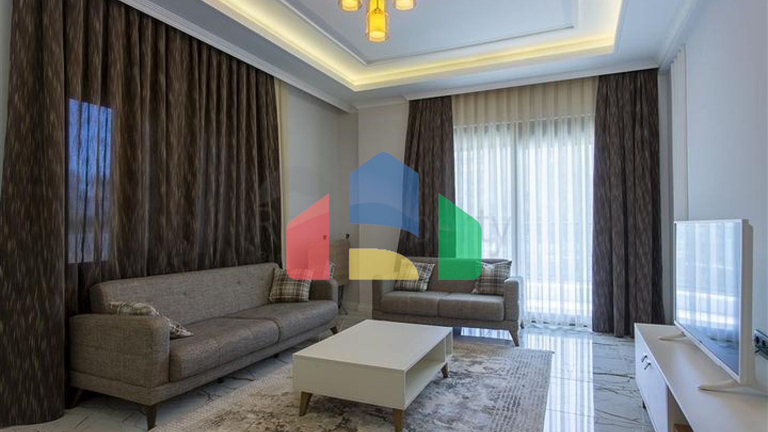 Квартира 2 + 1 від власника з меблями в престижному комплексі району Оба