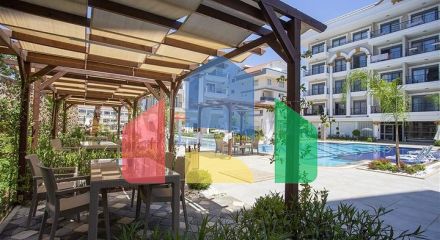 Квартира 2 + 1 від власника з меблями в престижному комплексі району Оба