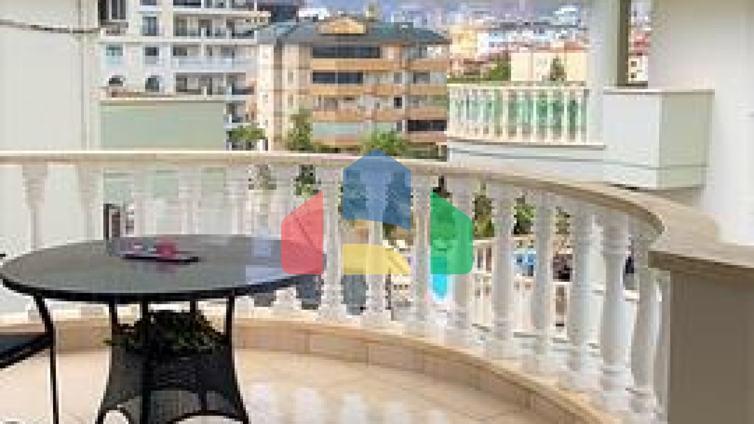 Пентхаус 4 + 1 в районі Оба