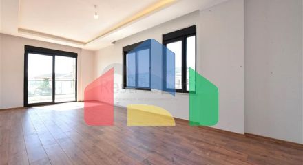 Простора квартира 3 + 1 для великої родини в районі Оба Простора квартира 3 + 1 для великої родини в районі Оба