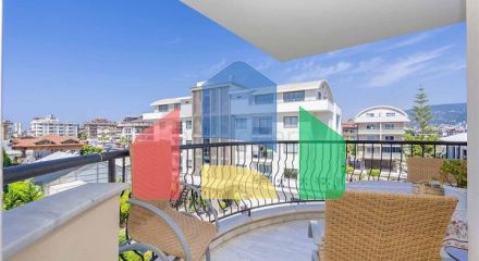 Просторий пентхаус 4 + 1 для великої родини