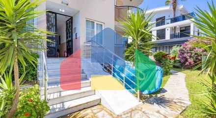 Просторий пентхаус 4 + 1 для великої родини