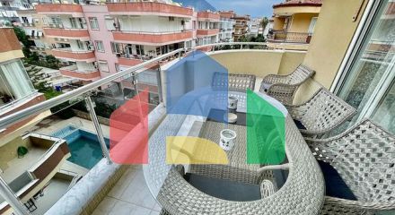 Large penthouse in Oba near the sea