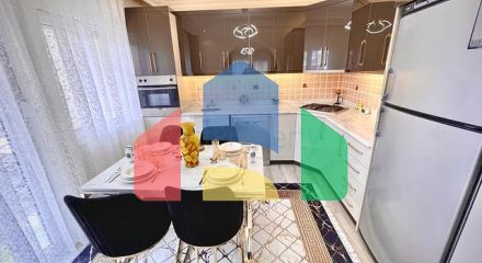 Великий пентхаус в обидві поруч з морем