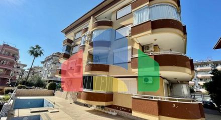 Великий пентхаус в обидві поруч з морем