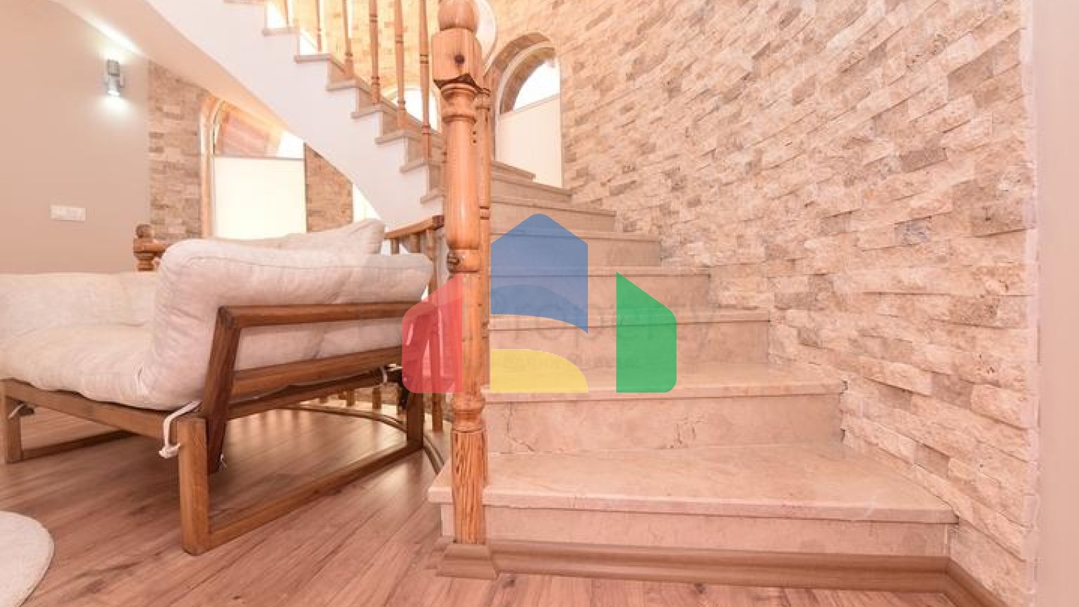 Просторная вилла в районе Оба