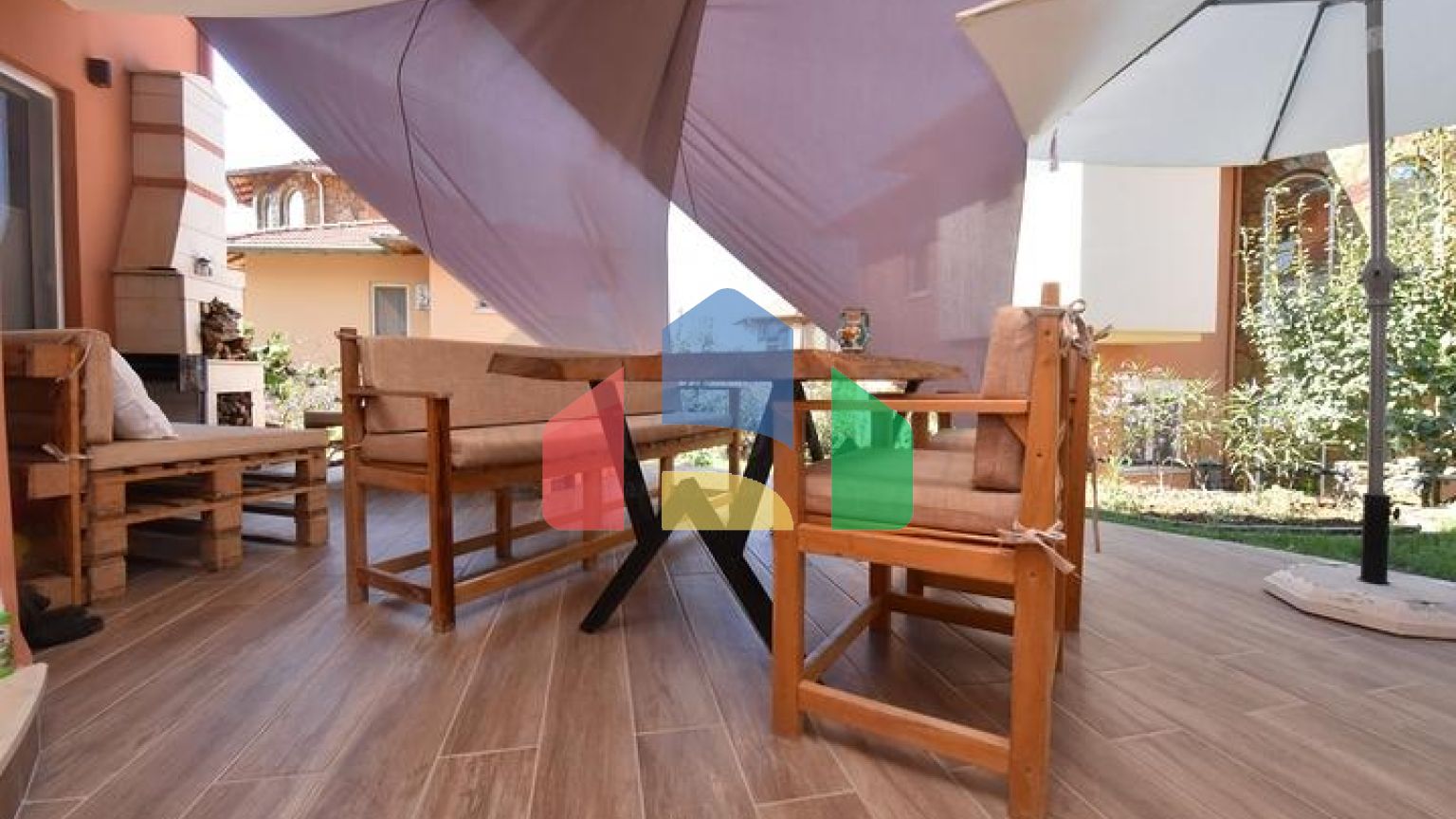 Просторная вилла в районе Оба