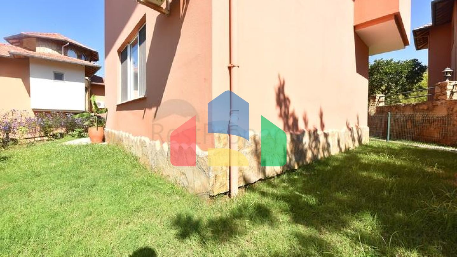 Просторная вилла в районе Оба