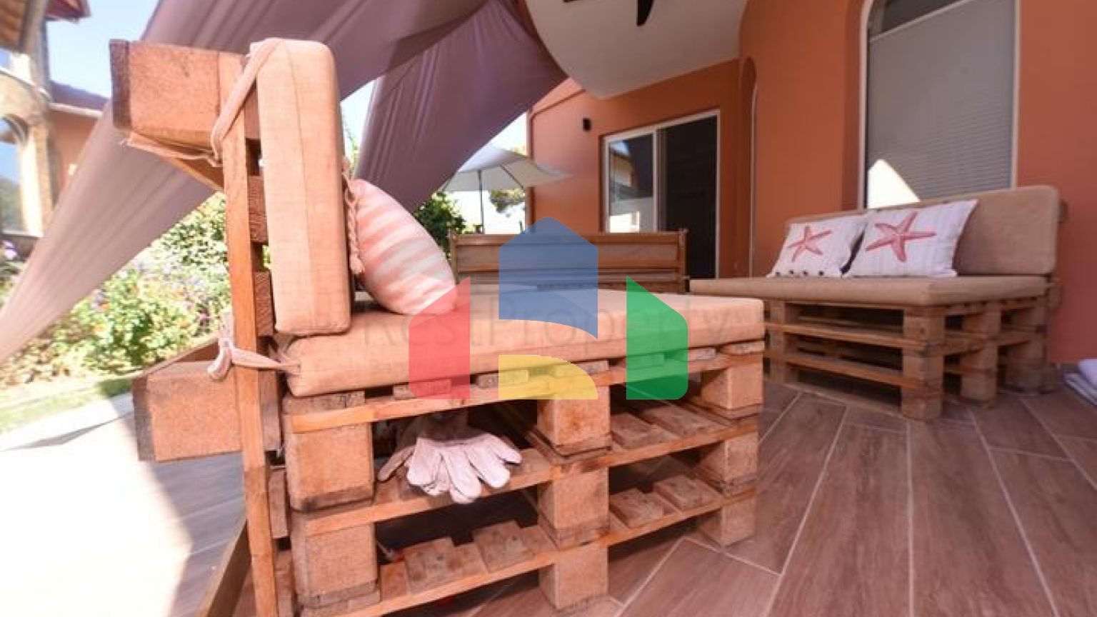 Просторная вилла в районе Оба