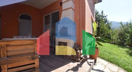 Просторная вилла в районе Оба