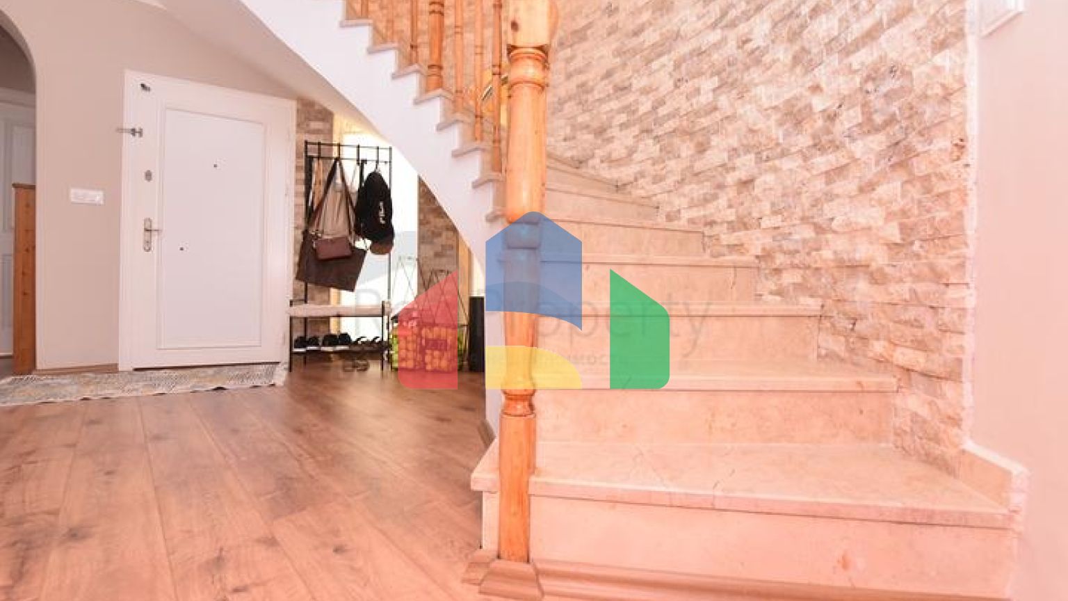 Просторная вилла в районе Оба