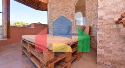 Просторная вилла в районе Оба