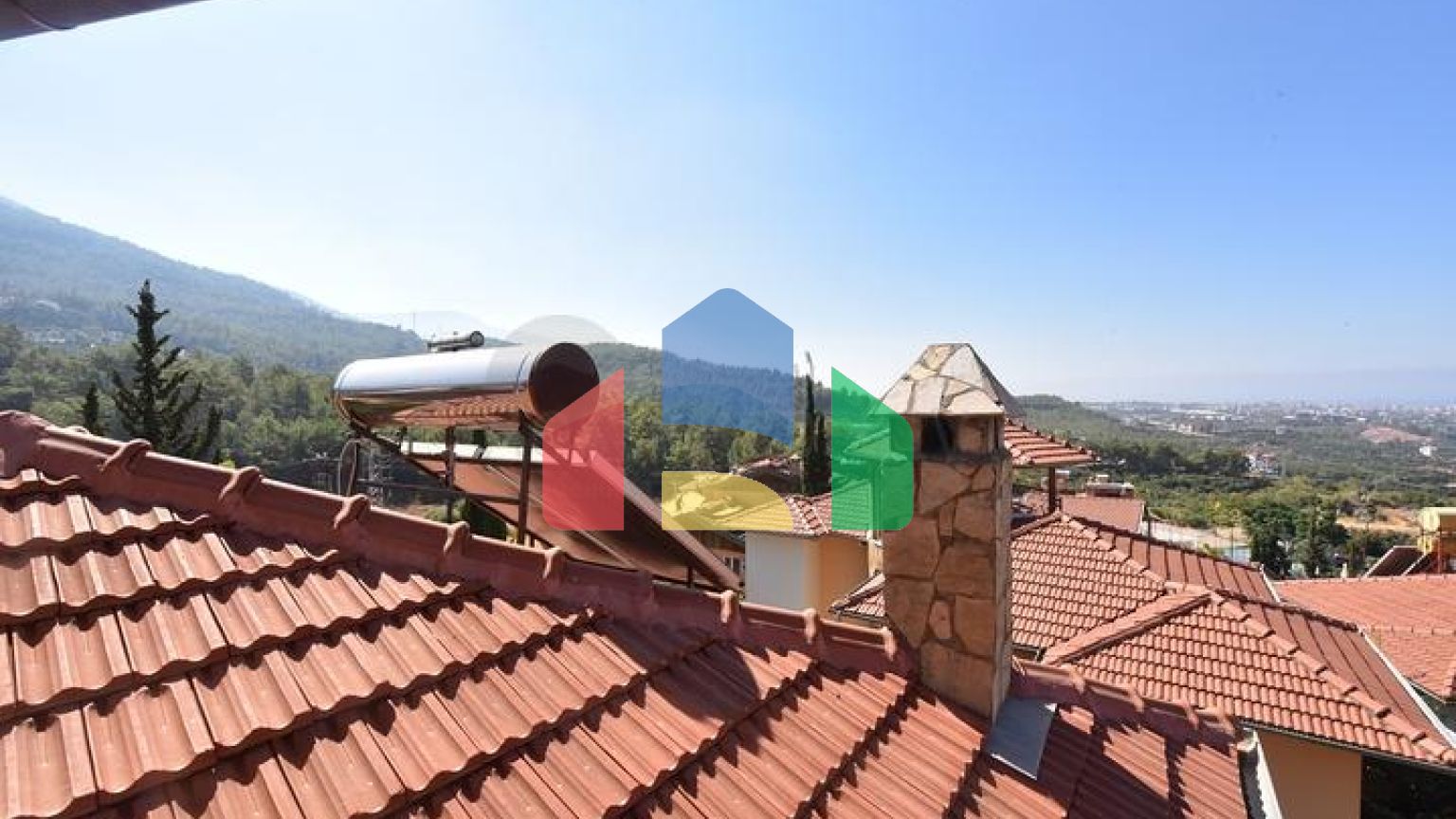 Просторная вилла в районе Оба