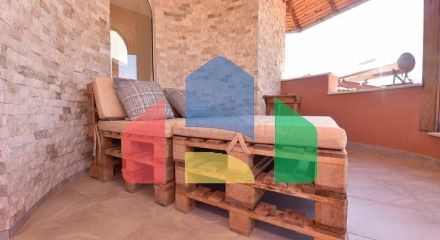 Просторная вилла в районе Оба