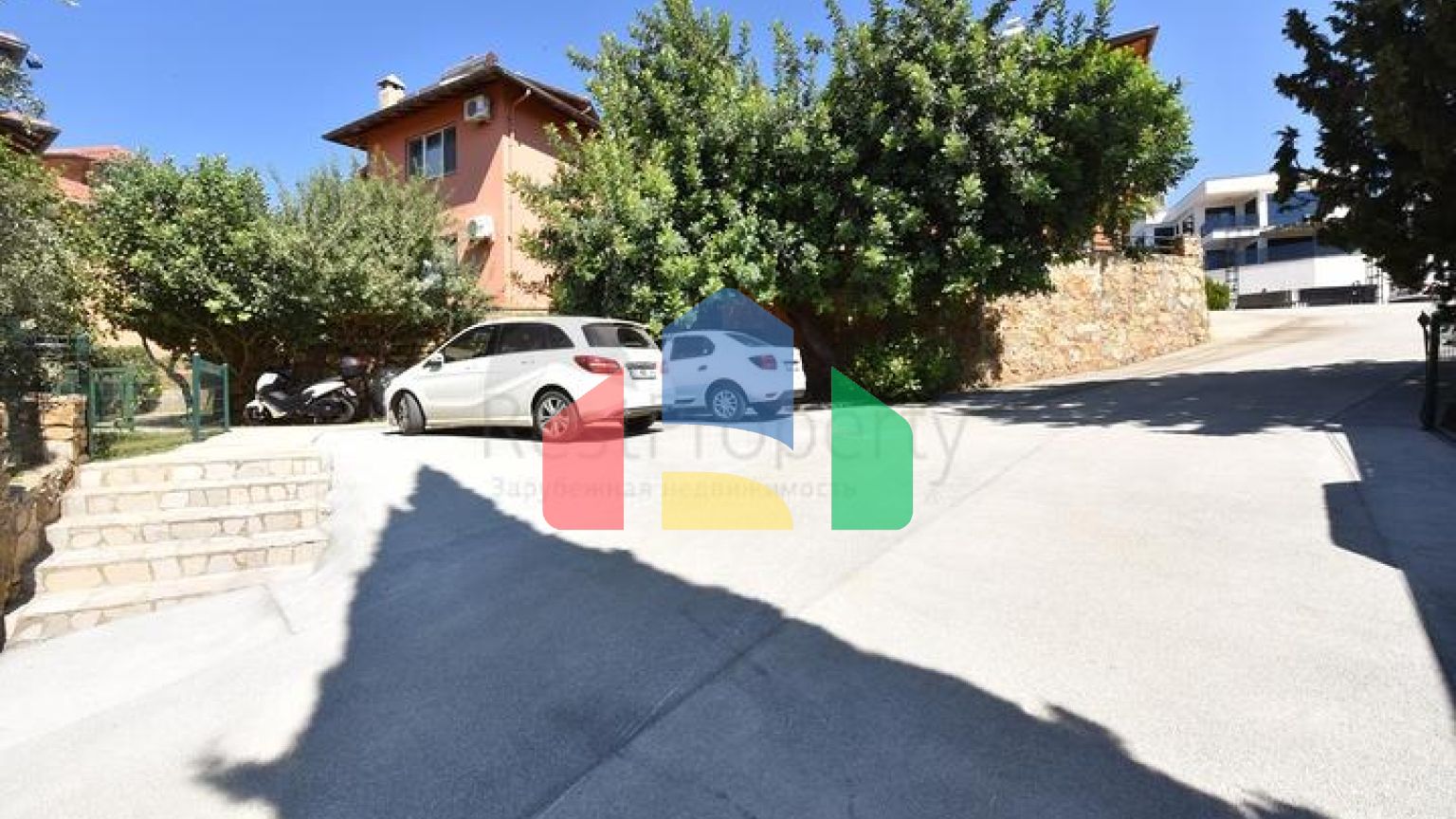 Просторная вилла в районе Оба