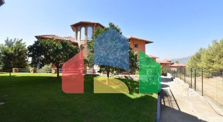 Просторная вилла в районе Оба