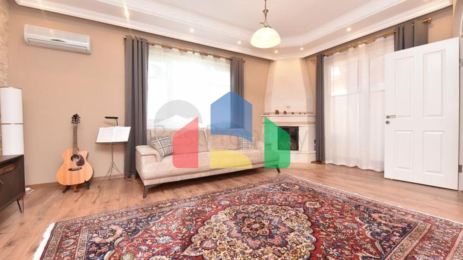 Просторная вилла в районе Оба