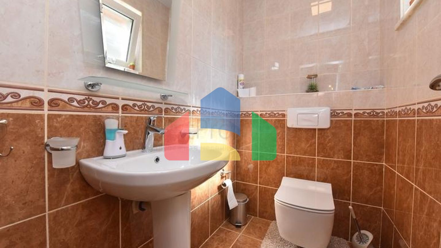 Просторная вилла в районе Оба