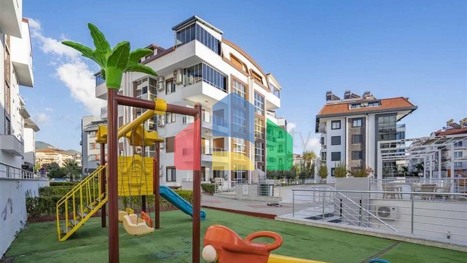 Пентхаус 3 + 1 в районі Оба