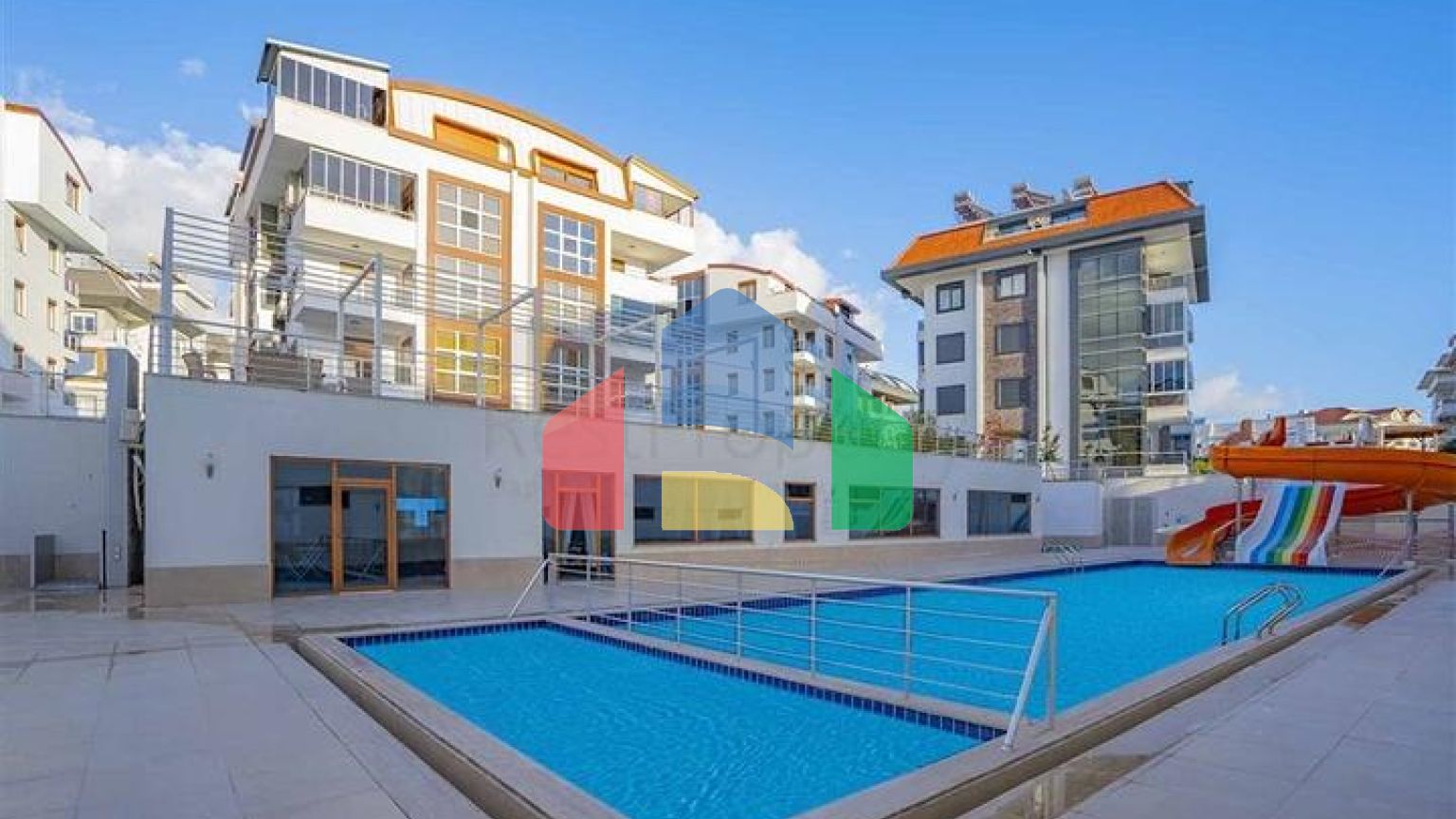 Пентхаус 3 + 1 в районі Оба